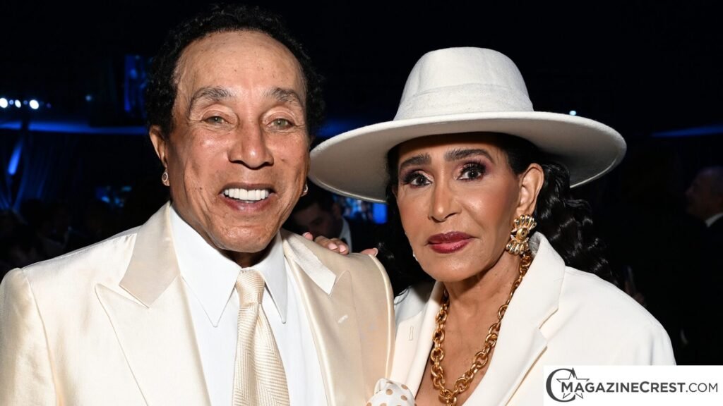 smokey robinson wife